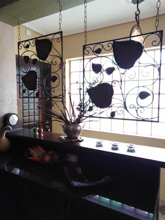 Down Town Luxury Apartment Sarandë Esterno foto
